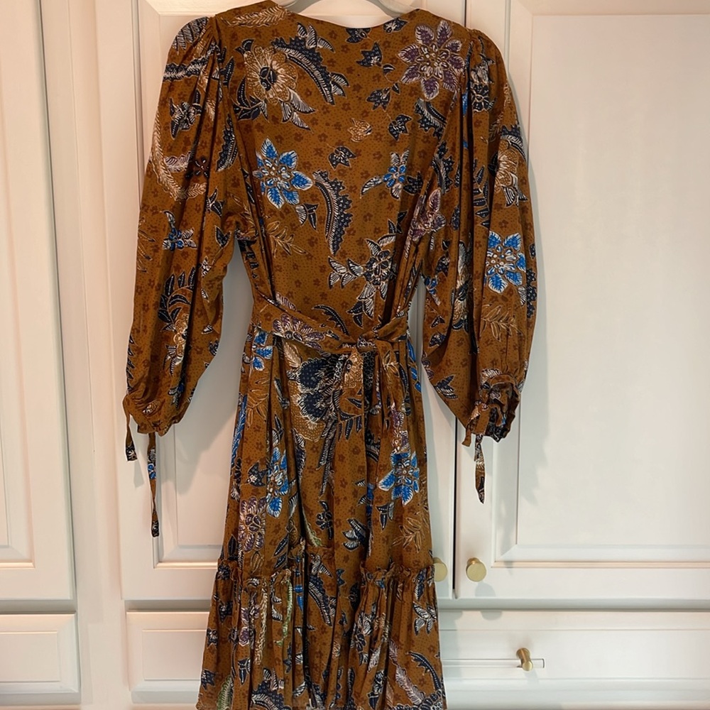 CARA CARA Millbrook Paisley-print Dress In Batik Brown - Picture 6 of 6
